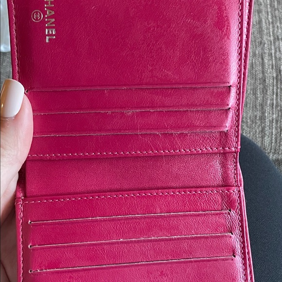 Authentic Chanel Wallet - Picture 6 of 8